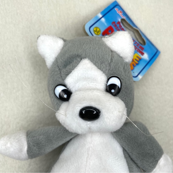 Pebble Pets Pups & Kittens Gray White Cat Kitten Plush - Picture 5 of 8